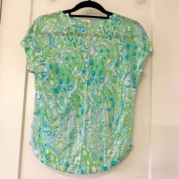 Lilly Pulitzer Any Fins Possible Duval Top XXS - Picture 2 of 4